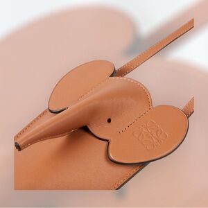 Loewe Elephant Pocket cross